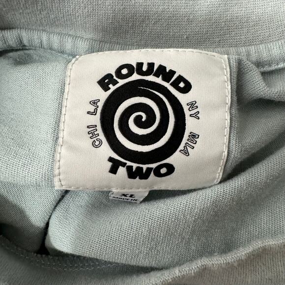 Round Two Long Sleeve Skater Streetwear Colorblock Tee Men's Size XL - Picture 5 of 6